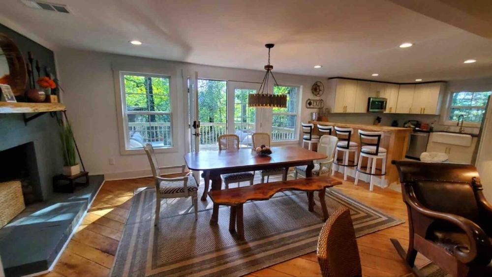 Lake Hartwell Frank Howard Home